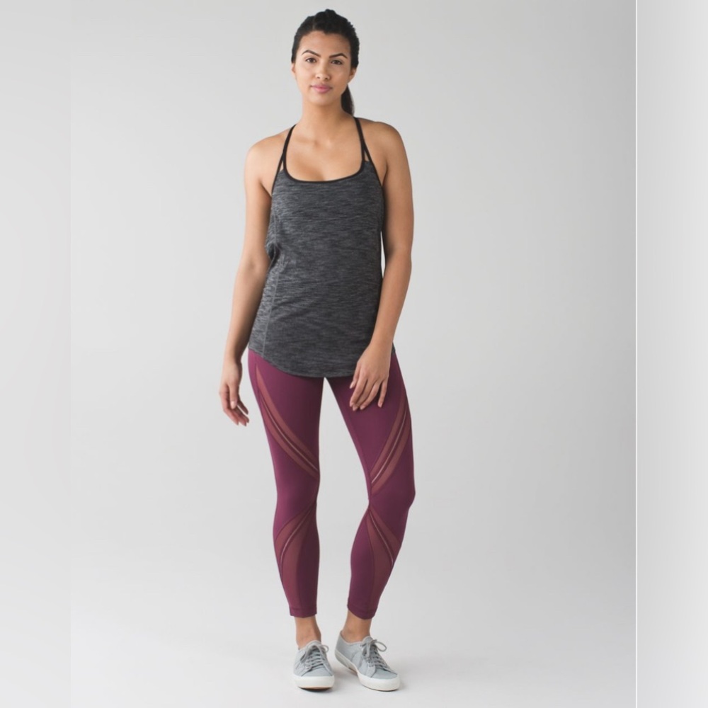 Lululemon High Times Pant *Metta
Red Grape Size 4